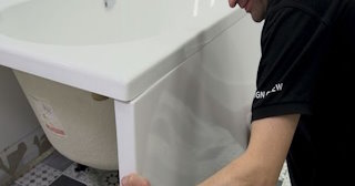 Установка экрана под ванну - цена за работу от 4158 руб. в Кисловодске